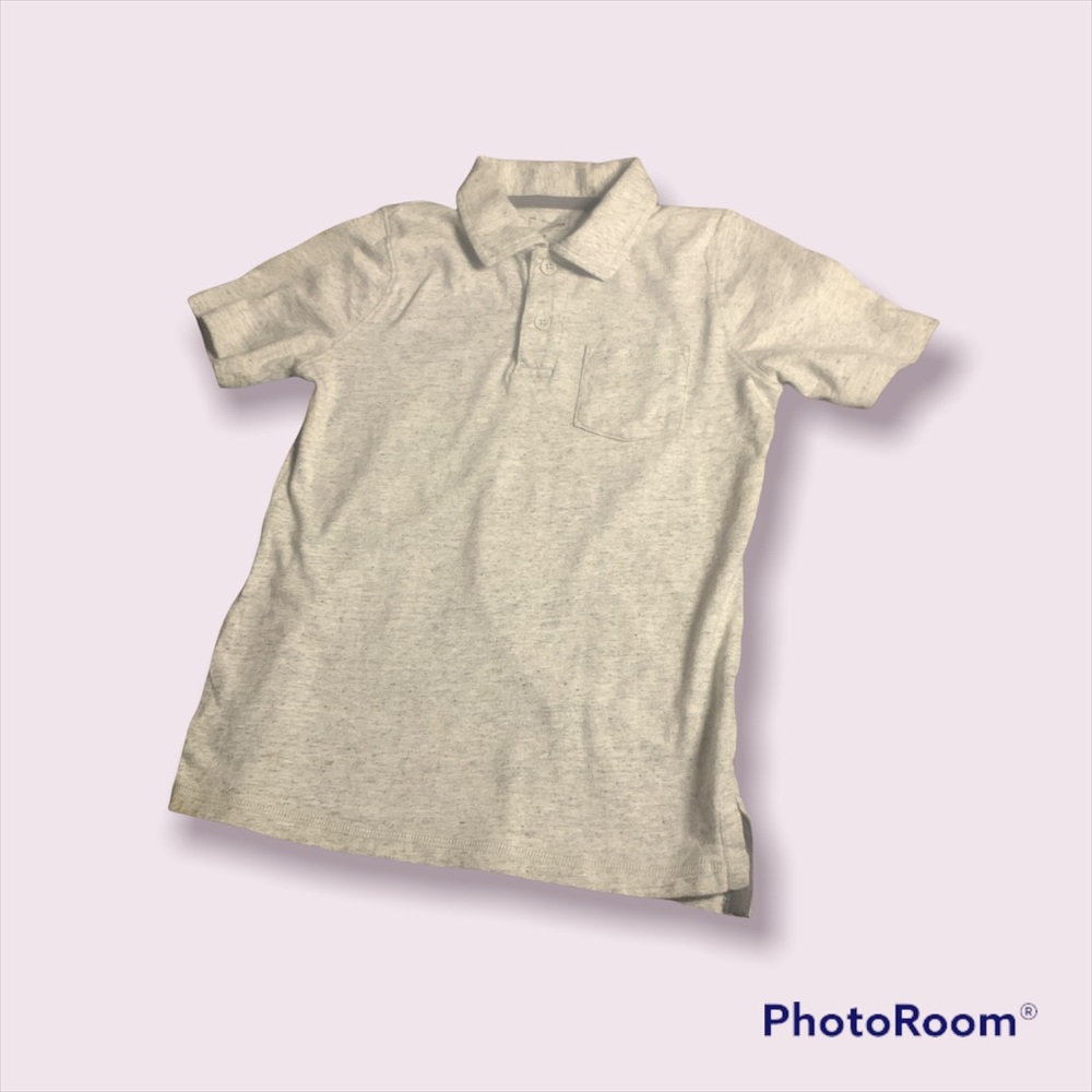 Gray tee